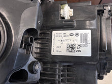 Laden Sie das Bild in den Galerie-Viewer, Frontscheinwerfer VW Touareg 761941082 LED Rechts Scheinwerfer Headlight