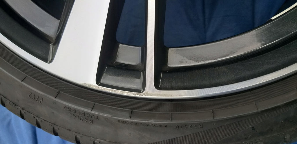 1x Alufelge 18 Zoll 8.0" 5x112 46ET Glanz Silber 8Y0601025N Audi A3 Mg Rim Wheel FEL2340236540rq