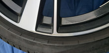 Laden Sie das Bild in den Galerie-Viewer, 1x Alufelge 18 Zoll 8.0" 5x112 46ET Glanz Silber 8Y0601025N Audi A3 Mg Rim Wheel FEL2340236540rq