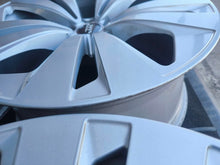 Laden Sie das Bild in den Galerie-Viewer, 4x Alufelge 19 Zoll 8.5" 5x112 20ET 4M8601025 Audi Q5 Q3 Passat Phaeton FEL7324142562ll