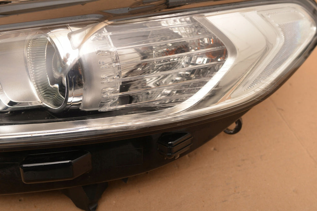 Frontscheinwerfer Ford Mondeo DS73-13W030-AE Links Scheinwerfer Headlight SCH3151700612kb