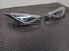 Laden Sie das Bild in den Galerie-Viewer, Frontscheinwerfer Renault Zoe 260609388R Full LED Ein Satz Headlight SCH1493393724ke