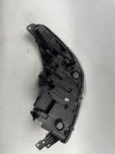 Load image into Gallery viewer, Frontscheinwerfer Ford Kuga 9001488439 Rechts Scheinwerfer Headlight SCH3888512109za