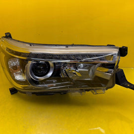 Frontscheinwerfer Toyota Hilux VIII LED Rechts Scheinwerfer Headlight SCH9124648329vu