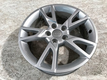 Load image into Gallery viewer, 1x Alufelge 17 Zoll 6.5&quot; 5x112 33ET 8U0071497 Audi Q3 Rim Wheel