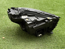 Laden Sie das Bild in den Galerie-Viewer, Frontscheinwerfer Mercedes-Benz Glc A2549063702 LED Links Scheinwerfer Headlight SCH9216438513nj