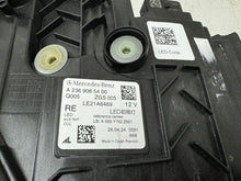 Laden Sie das Bild in den Galerie-Viewer, Frontscheinwerfer Mercedes-Benz A2369065400 LED Rechts Scheinwerfer Headlight