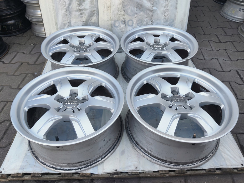 1x Alufelge 17 Zoll 7.5" 5x112 28ET Glanz Silber 8T0601025B Audi A5 Rim Wheel