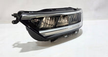 Load image into Gallery viewer, Frontscheinwerfer VW T-Roc 2GA941005F Links Scheinwerfer Headlight SCH4331064470mn