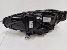 Laden Sie das Bild in den Galerie-Viewer, Frontscheinwerfer Mercedes-Benz Cla A1749062602 LED Rechts Headlight SCH2731081333jn