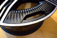 Laden Sie das Bild in den Galerie-Viewer, 1x Alufelge 19 Zoll 8.5" 5x112 47 5ET A2954012200 Mercedes-Benz Eqe Rim Wheel FEL2956414069cx