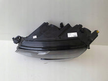 Laden Sie das Bild in den Galerie-Viewer, Frontscheinwerfer Skoda Karoq 57B941016A Links Scheinwerfer Headlight SCH5987685332ic