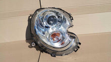 Laden Sie das Bild in den Galerie-Viewer, Frontscheinwerfer Mini R57 R55 R56 R59 R58 1307023267 Xenon Rechts Headlight SCH9948615121tu