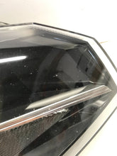 Laden Sie das Bild in den Galerie-Viewer, Frontscheinwerfer VW Polo 2G1941006 90099317 Rechts Scheinwerfer Headlight SCH6359270728hd
