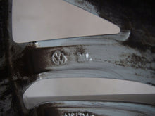 Load image into Gallery viewer, 1x Alufelge 16 Zoll 6.5" 5x112 5G0601025AJ VW Golf Rim Wheel FEL8132019543kv