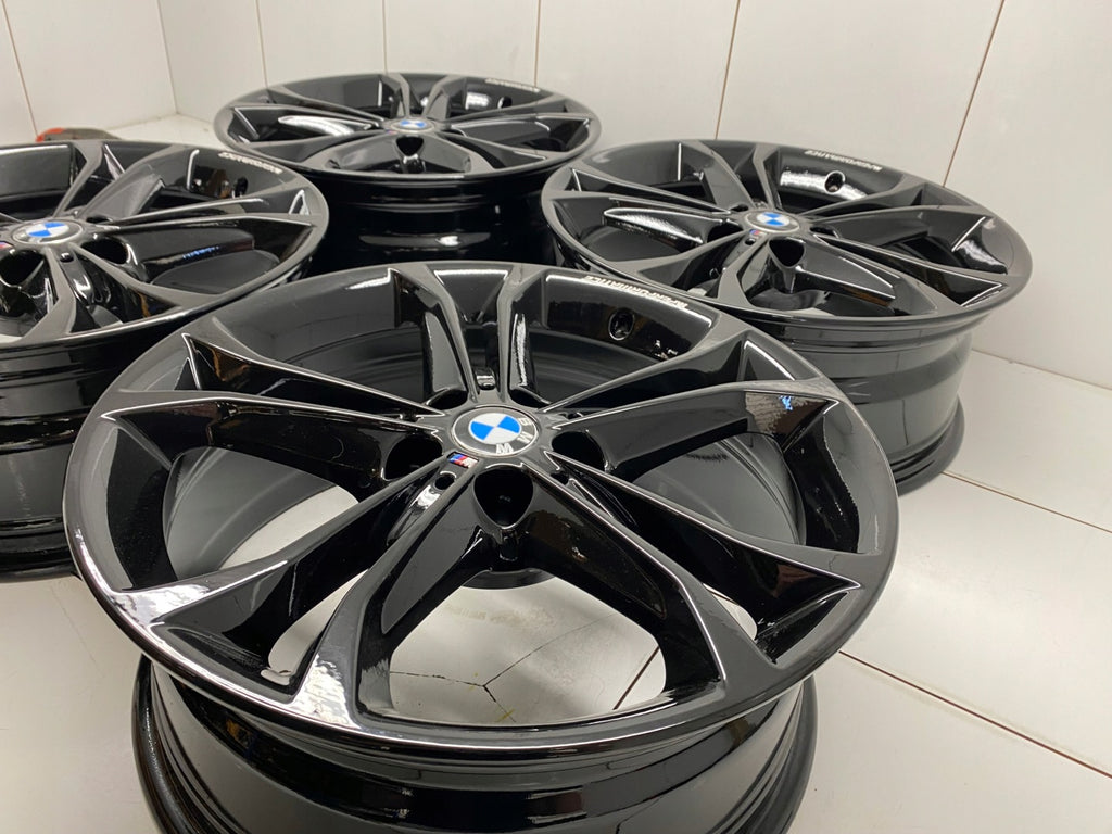 4x Alufelge 18 Zoll 7.0" 5x112 22ET Glanz Silber 6876918 BMW X3 G01 Rim Wheel FEL2980003510gi