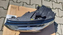 Laden Sie das Bild in den Galerie-Viewer, Frontscheinwerfer Audi A3 8V0941005AF Xenon Links Scheinwerfer Headlight