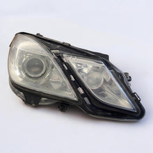 Laden Sie das Bild in den Galerie-Viewer, Frontscheinwerfer Mercedes-Benz W212 A2128200239 Xenon Rechts Headlight