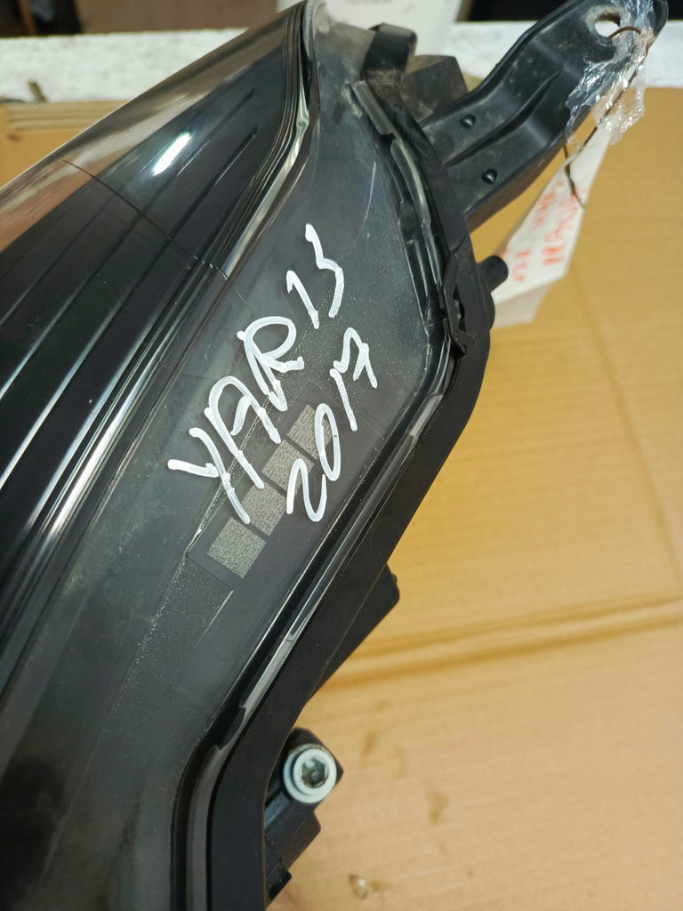 Frontscheinwerfer Toyota Yaris 659998888 Rechts Scheinwerfer Headlight SCH4024572835kw