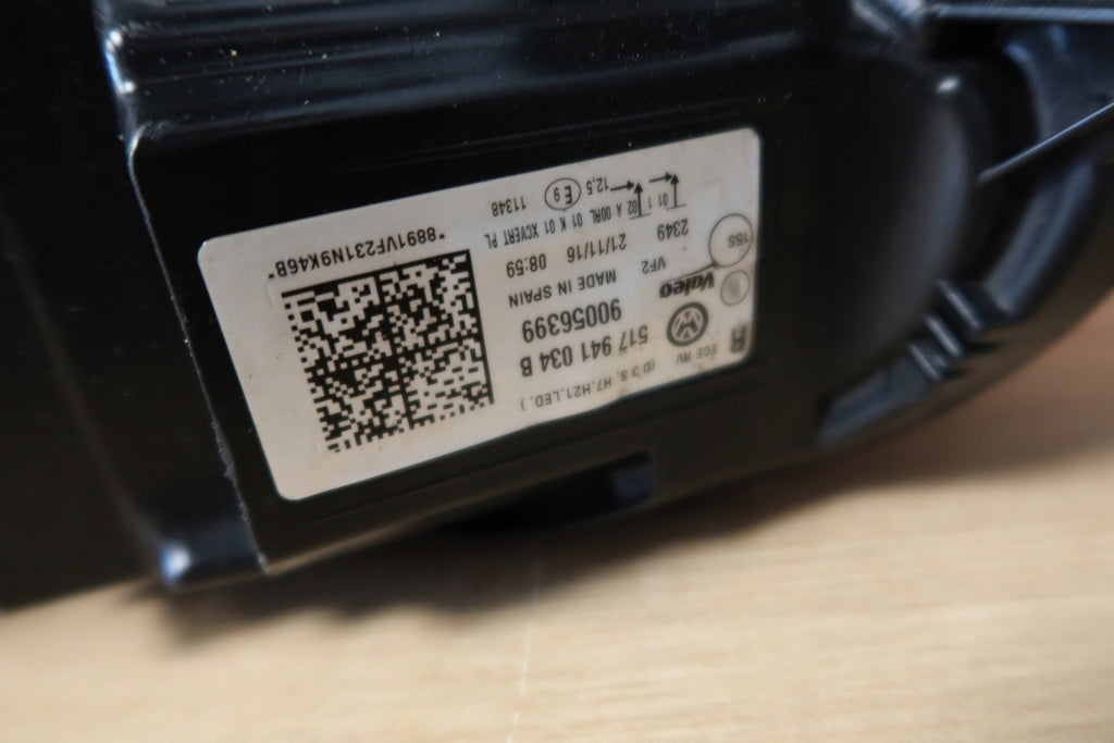 Frontscheinwerfer VW Golf VII Sportsvan 517941034B Xenon Rechts Headlight SCH8947076072uz