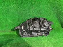 Laden Sie das Bild in den Galerie-Viewer, Frontscheinwerfer Citroën C3 III 90097901 Rechts Scheinwerfer Headlight