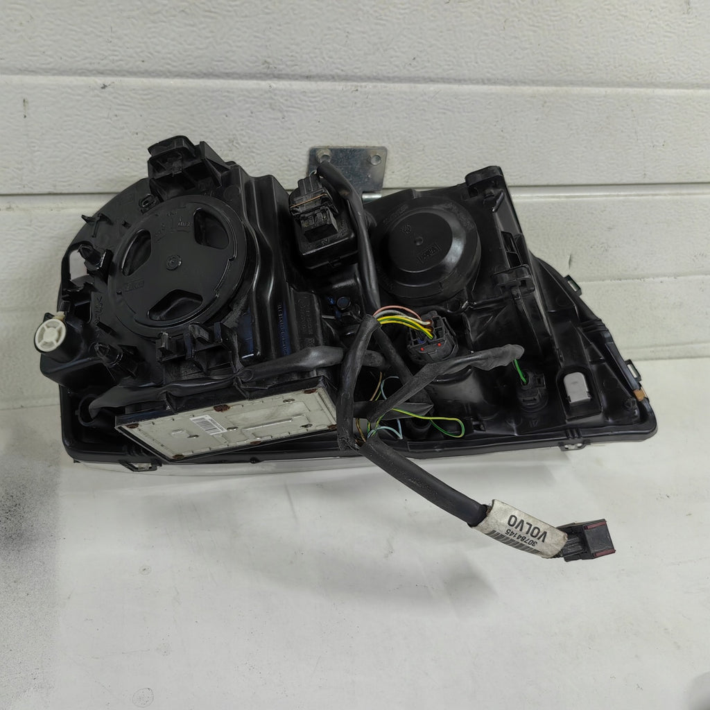 Frontscheinwerfer Volvo Xc90 30698580 89900764 Links Scheinwerfer Headlight