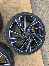 Load image into Gallery viewer, 1x Alufelge 19 Zoll 8.0" 5x112 5H0601025R VW I Rim Wheel FEL4727403477zz