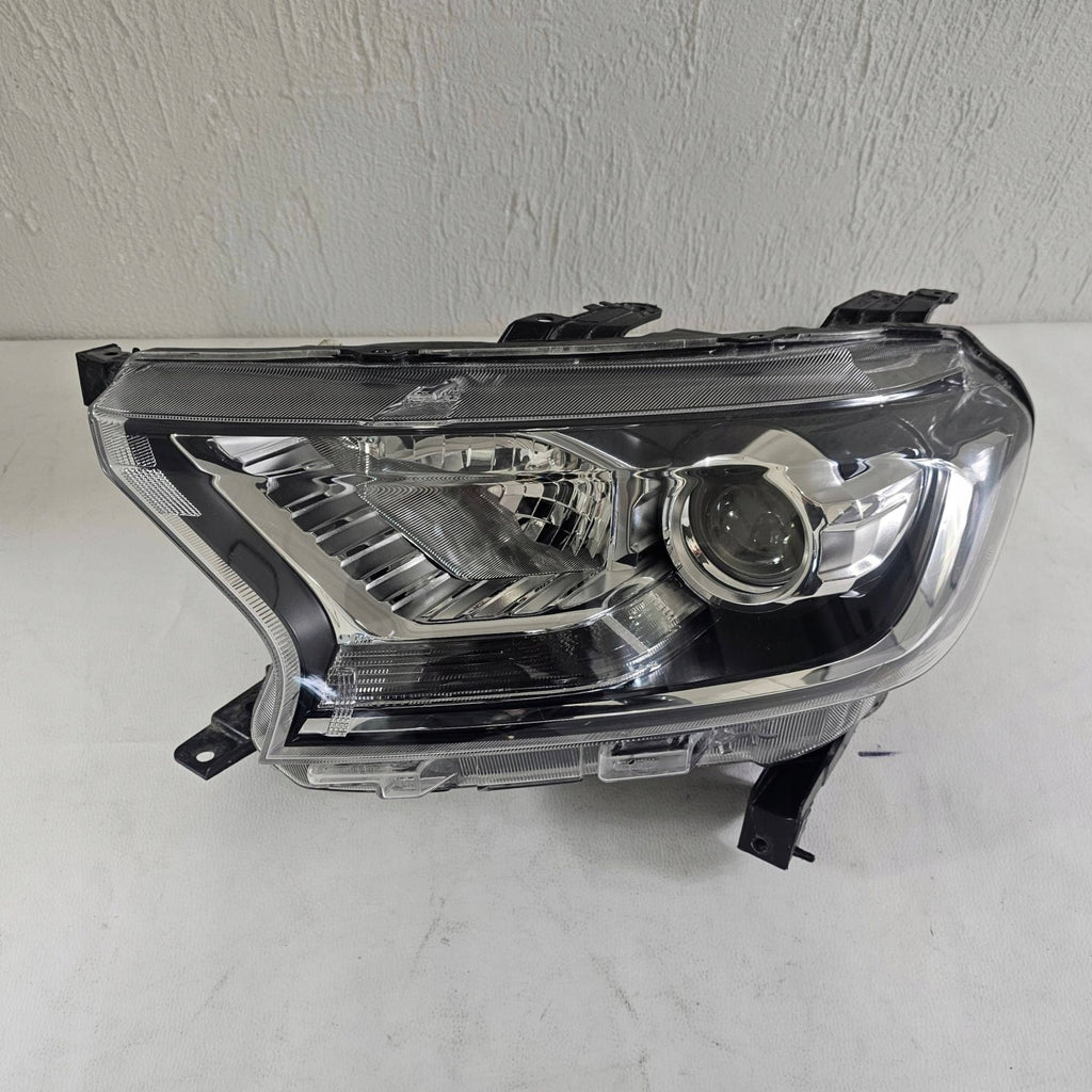 Frontscheinwerfer Ford Ranger JB3B13D1545J Links Scheinwerfer Headlight SCH8150543431pa