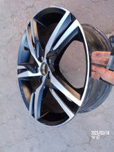 Laden Sie das Bild in den Galerie-Viewer, 1x Alufelge 19 Zoll 7.5" 5x108 50ET 31680356 Volvo Xc60 Rim Wheel