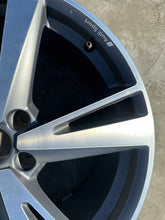 Load image into Gallery viewer, 1x Alufelge 19 Zoll 8.5" 5x112 8V0601025EM Audi A3 Rim Wheel FEL8917112072qi