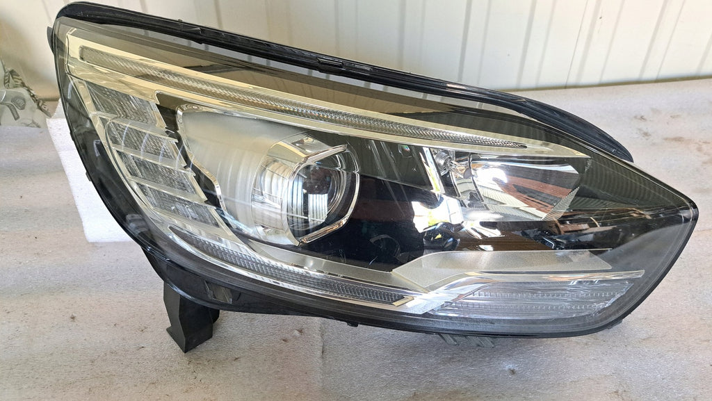 Frontscheinwerfer Renault Grand Scenic 260100943 LED Rechts Headlight