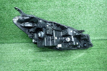 Laden Sie das Bild in den Galerie-Viewer, Frontscheinwerfer Toyota Yaris Links Scheinwerfer Headlight SCH9248515040ds