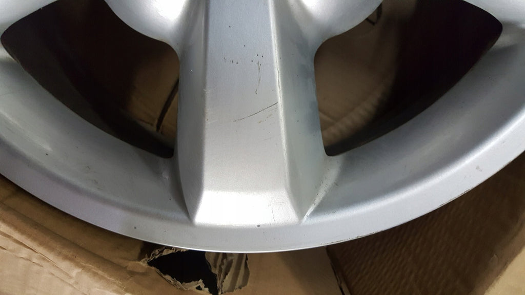 1x Alufelge 17 Zoll 7.0" 5x114.3 45ET Glanz Silber 52910-3E703 Kia Sorento