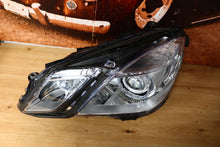 Laden Sie das Bild in den Galerie-Viewer, Frontscheinwerfer Mercedes-Benz W212 A2128200939 Xenon Links Headlight SCH8733273538kp