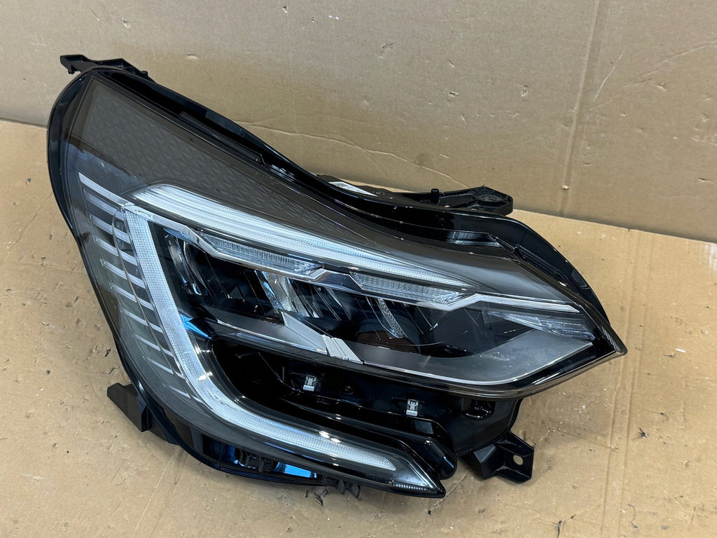 Frontscheinwerfer Renault Captur II 260104525R Full LED Rechts Headlight