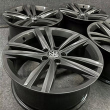 Laden Sie das Bild in den Galerie-Viewer, 4x Alufelge 18 Zoll 8.0" 5x112 40ET Glanz Grau 3G8601025N VW Passat B8 Arteon FEL3116882320tg