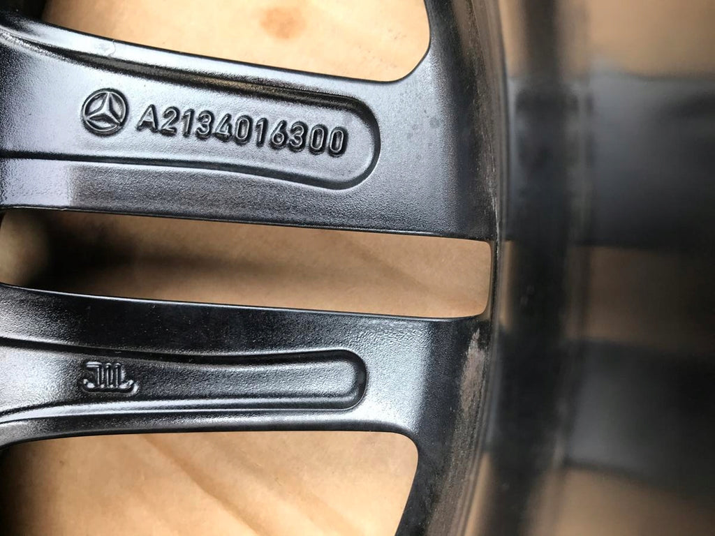 1x Alufelge 18 Zoll 8.0" 5x112 43ET Glanz Schwarz A2134016300 Mercedes-Benz W213 FEL7195702700kx