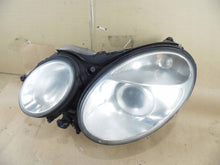 Load image into Gallery viewer, Frontscheinwerfer Mercedes-Benz W211 A0038205826 5DF008704 Links Headlight SCH5885401631vg