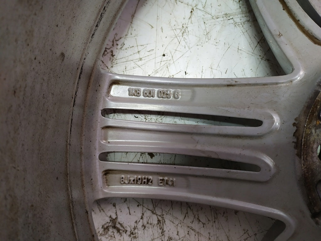 1x Alufelge 19 Zoll 8.0" 5x112 41ET 1K8601025G VW Rim Wheel FEL7781816113la