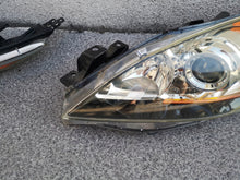 Laden Sie das Bild in den Galerie-Viewer, Frontscheinwerfer Mazda Bl Links Scheinwerfer Headlight