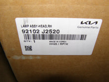 Laden Sie das Bild in den Galerie-Viewer, Frontscheinwerfer Kia 92102-J2520 LED Rechts Scheinwerfer Headlight