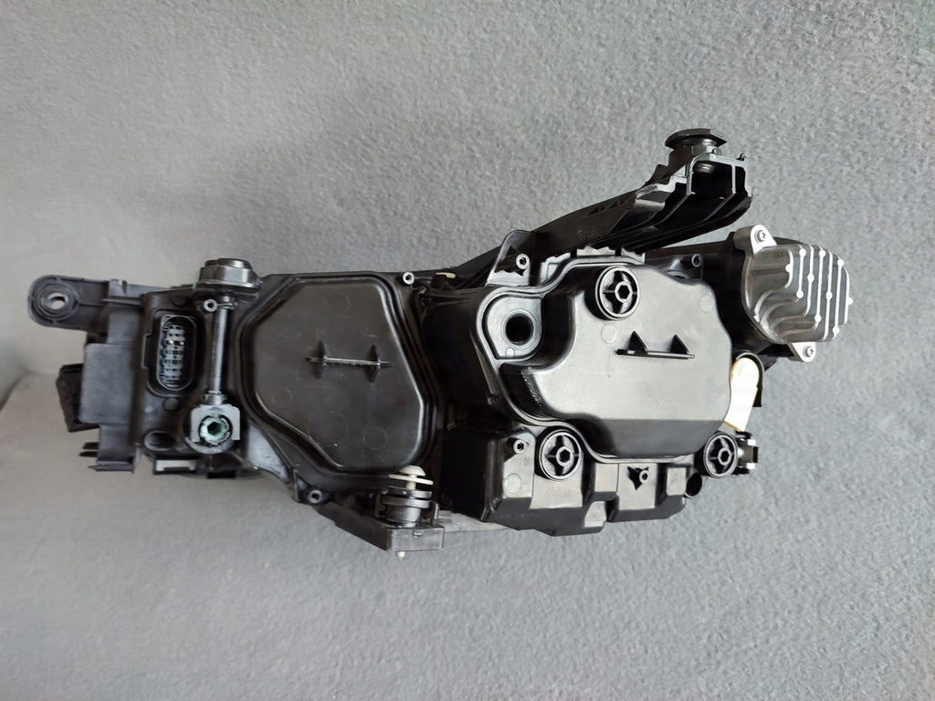 Frontscheinwerfer VW Passat B8 3G1941082T LED Ein Stück (Rechts oder Links)