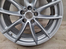 Laden Sie das Bild in den Galerie-Viewer, 1x Alufelge 18 Zoll 7.0" 5x112 22ET Glanz Silber 6880047 BMW X3 G01 X4 G02 FEL5932461062zw