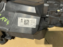 Laden Sie das Bild in den Galerie-Viewer, Frontscheinwerfer Skoda Rapid 5JB941016C Xenon Rechts Scheinwerfer Headlight