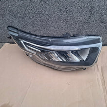 Load image into Gallery viewer, Frontscheinwerfer Iveco Daily IV 05802711800 05802711799 Ein Satz Headlight SCH7417390336vh