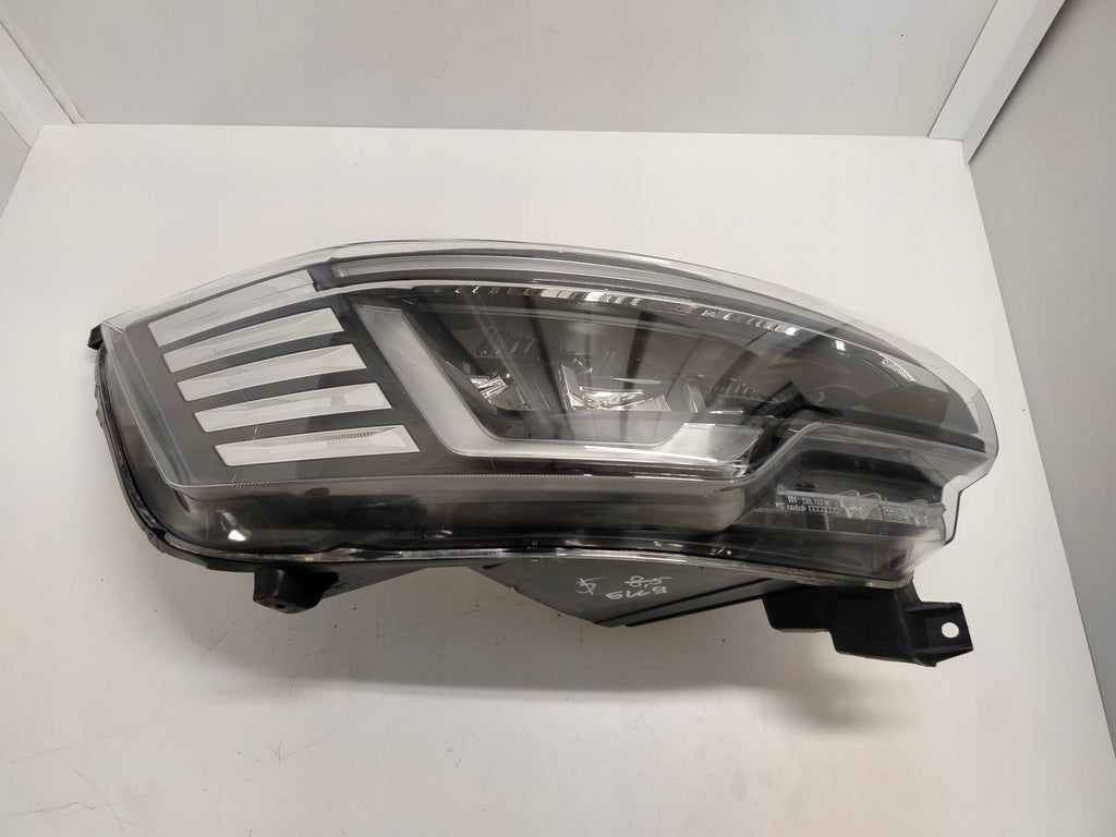 Frontscheinwerfer Renault Trafic 260102899R Full LED Rechts Headlight SCH3134793419lr