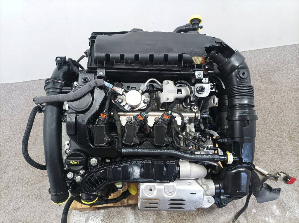 Motor Peugeot 2008 II HN05 10XVBB 1.2 THP 15TKm 2024 Benzin Engine Komplett