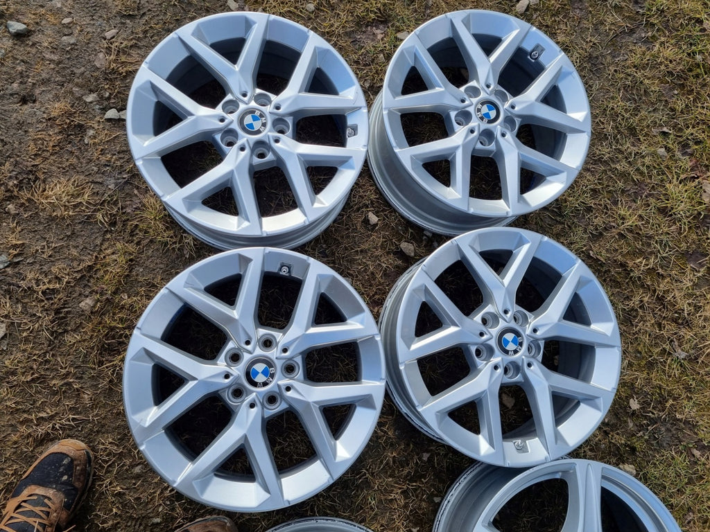 4x Alufelge 17 Zoll 7.0" 5x112 41ET Glanz Silber 6898299 BMW 2 Rim Wheel FEL5886069207kr