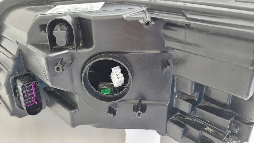 Frontscheinwerfer Skoda Superb III 3V1941016A LED Rechts Scheinwerfer Headlight