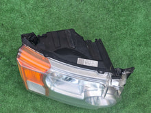 Laden Sie das Bild in den Galerie-Viewer, Frontscheinwerfer Land Rover III Discovery 5H2213W029KA Rechts Headlight SCH2580621487dk